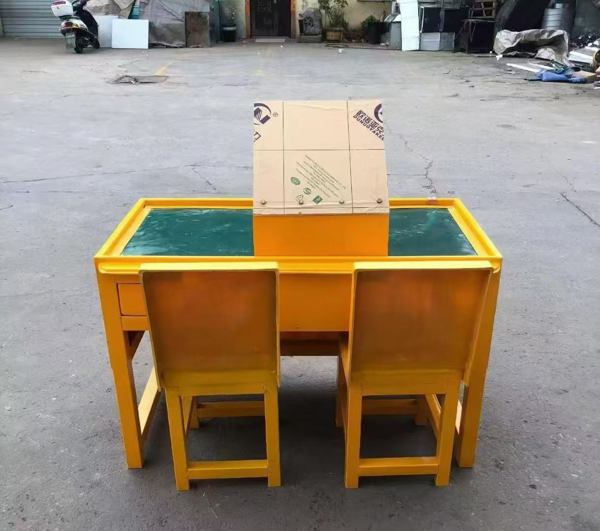 同心防静电导通桌井下煤矿火工品发放桌：危险品流转的安全守护者